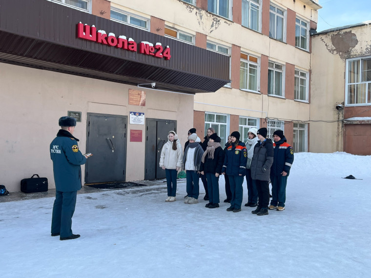 Акция приуроченная к Всемирному дню гражданской обороны.